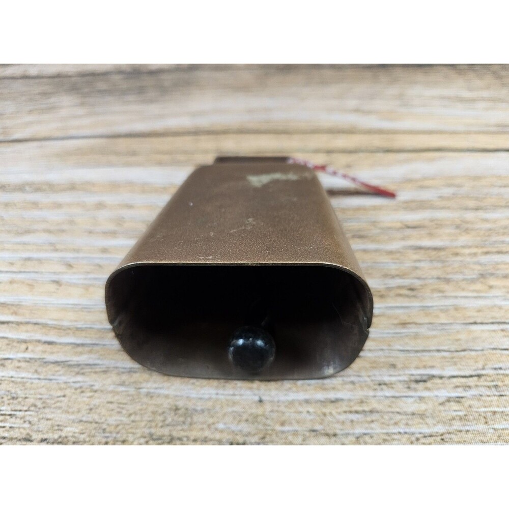 Vintage Copper Toned Cowbell Nice Sound Patina Of Age 5" - Picture 2 of 9